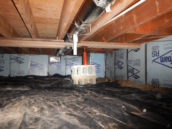 improper foundation jacks found by home inspector in the crawlspace near vincennes in