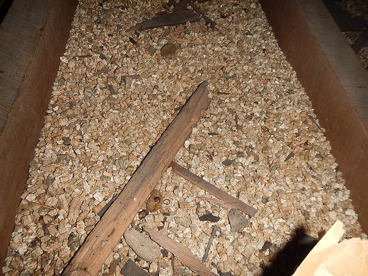 Vermiculite-insulation problem found by a licensed home inspector near princeton, in
