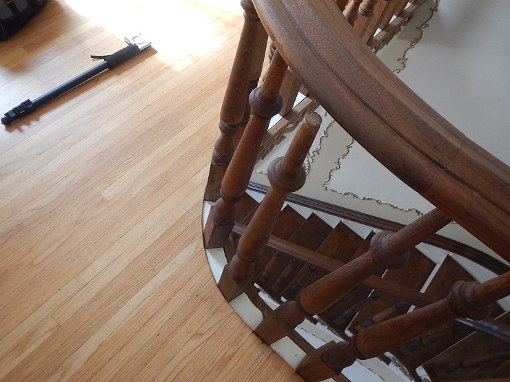 failing banister failing on a stairway discovered by the home inspector in princeton indiana