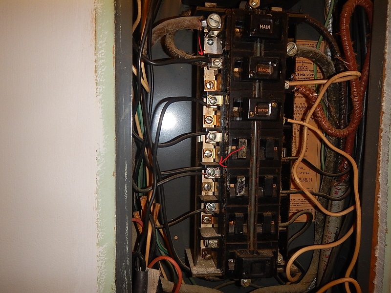 Double Hot wires found in a Pushmatic panel by the home inspector near jasper indiana