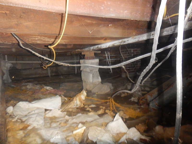 Leaning blocking found by the home inspector new newburgh, indiana . This could lead to a structural failure.                       